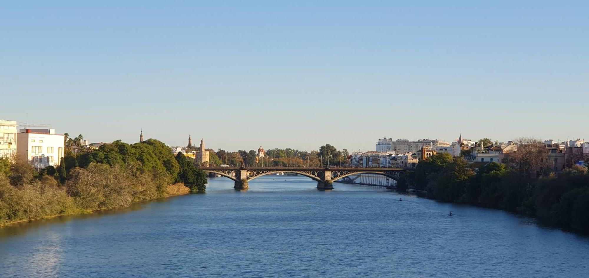 Ribera De Triana Hotel Севілья Екстер'єр фото
