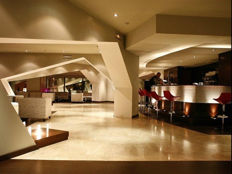 Ribera De Triana Hotel Севілья Екстер'єр фото