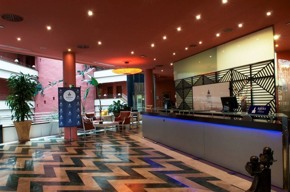Ribera De Triana Hotel Севілья Екстер'єр фото
